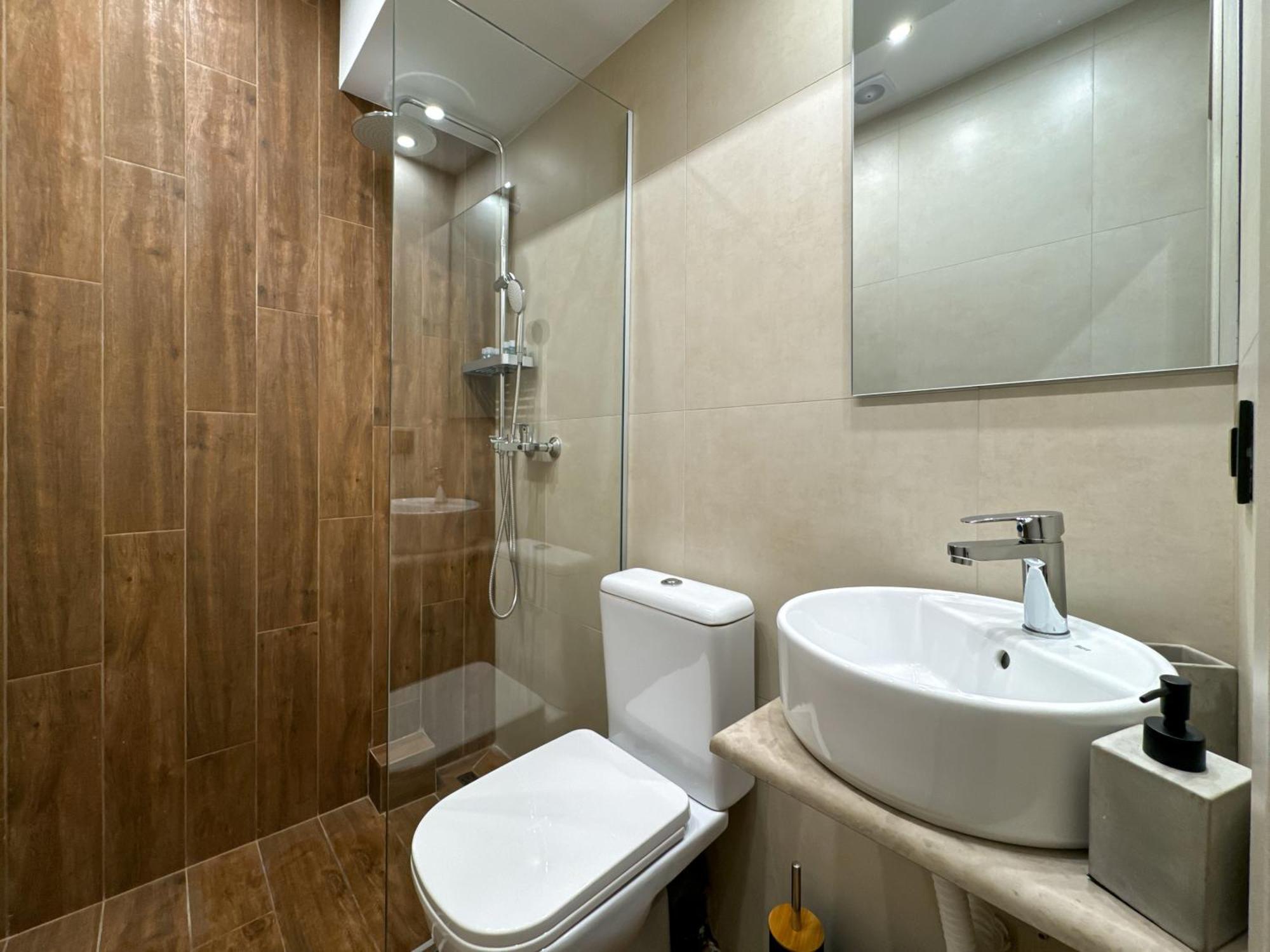 Bluekaravan Suite Салоники Экстерьер фото